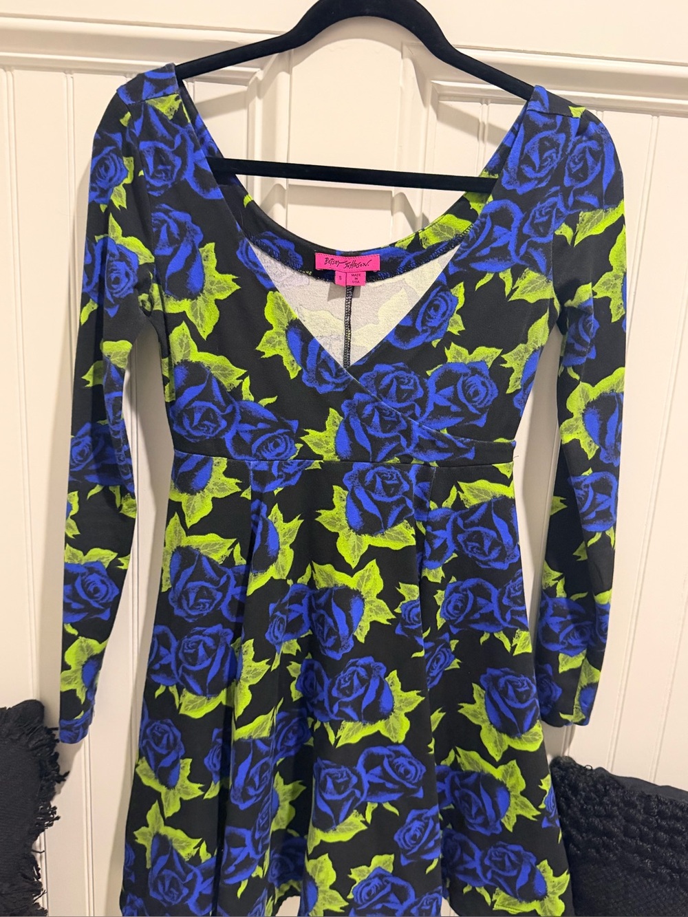 Betsey Johnson Blue Rose Print Long-Sleeve Skater Dress - Unknown Brand